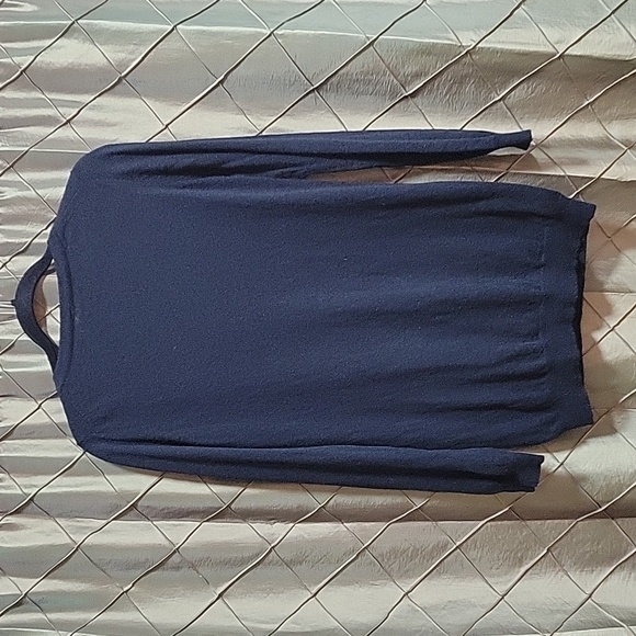 VGUC- 100% Wool V Neck Tunic Sweater - Picture 4 of 7